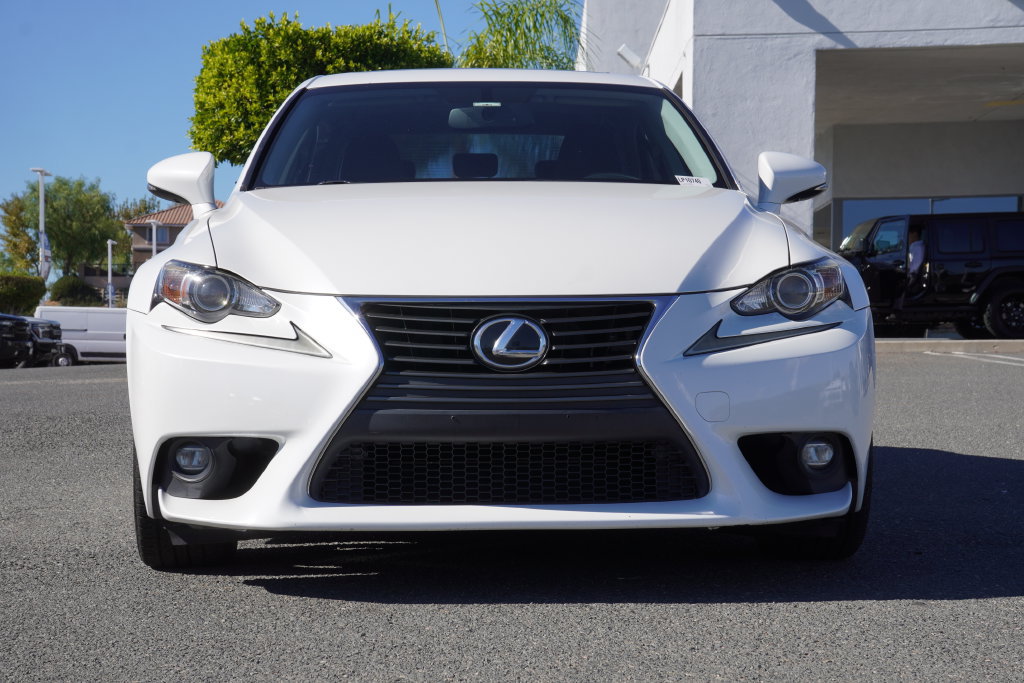 Used 2015 Lexus IS 250 RWD image 10