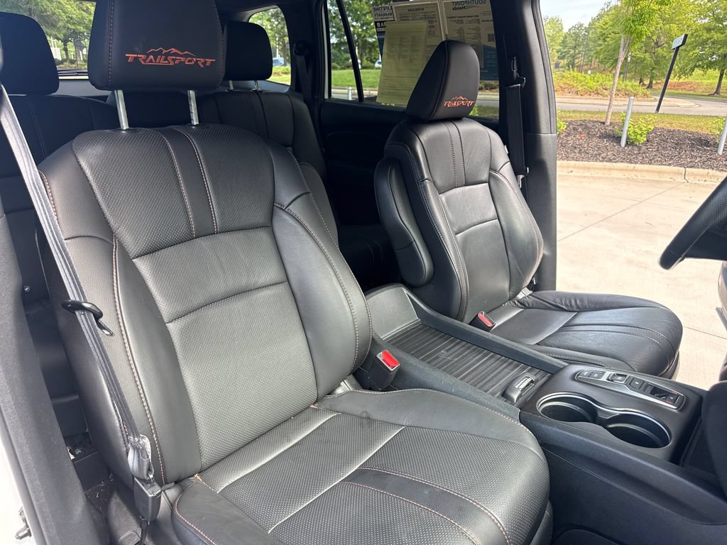 Used 2023 Honda Passport TrailSport image 35