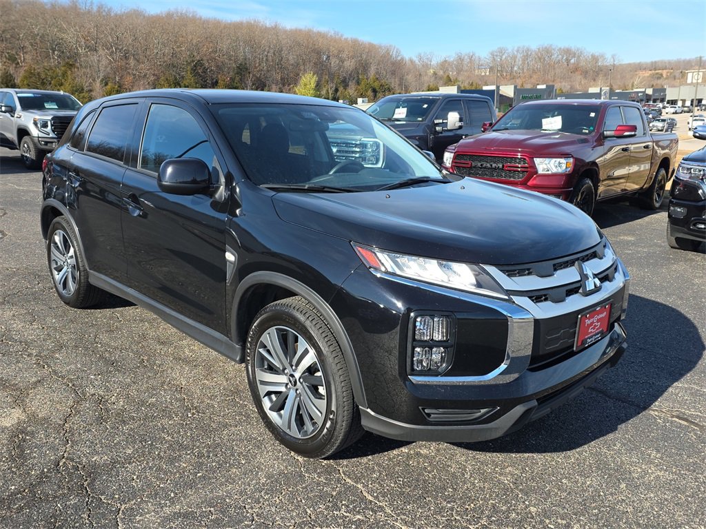 Used 2024 Mitsubishi Outlander Sport ES image 2