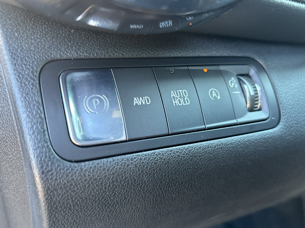 Used 2025 Chevrolet Equinox LT w/ Convenience Package II AWD/4WD image 19
