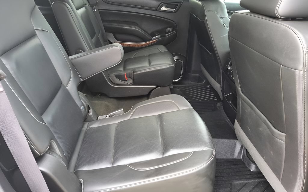 Used 2017 Chevrolet Tahoe Premier AWD/4WD image 40