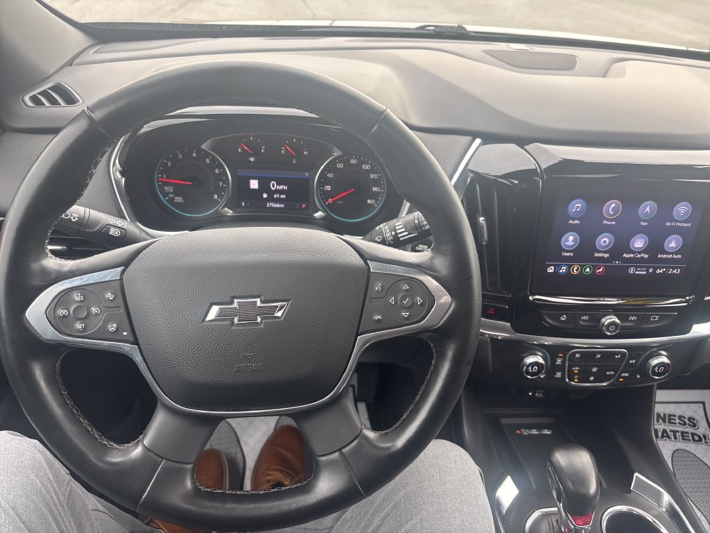 Used 2023 Chevrolet Traverse RS w/ LPO, Floor Liner Package AWD/4WD image 17