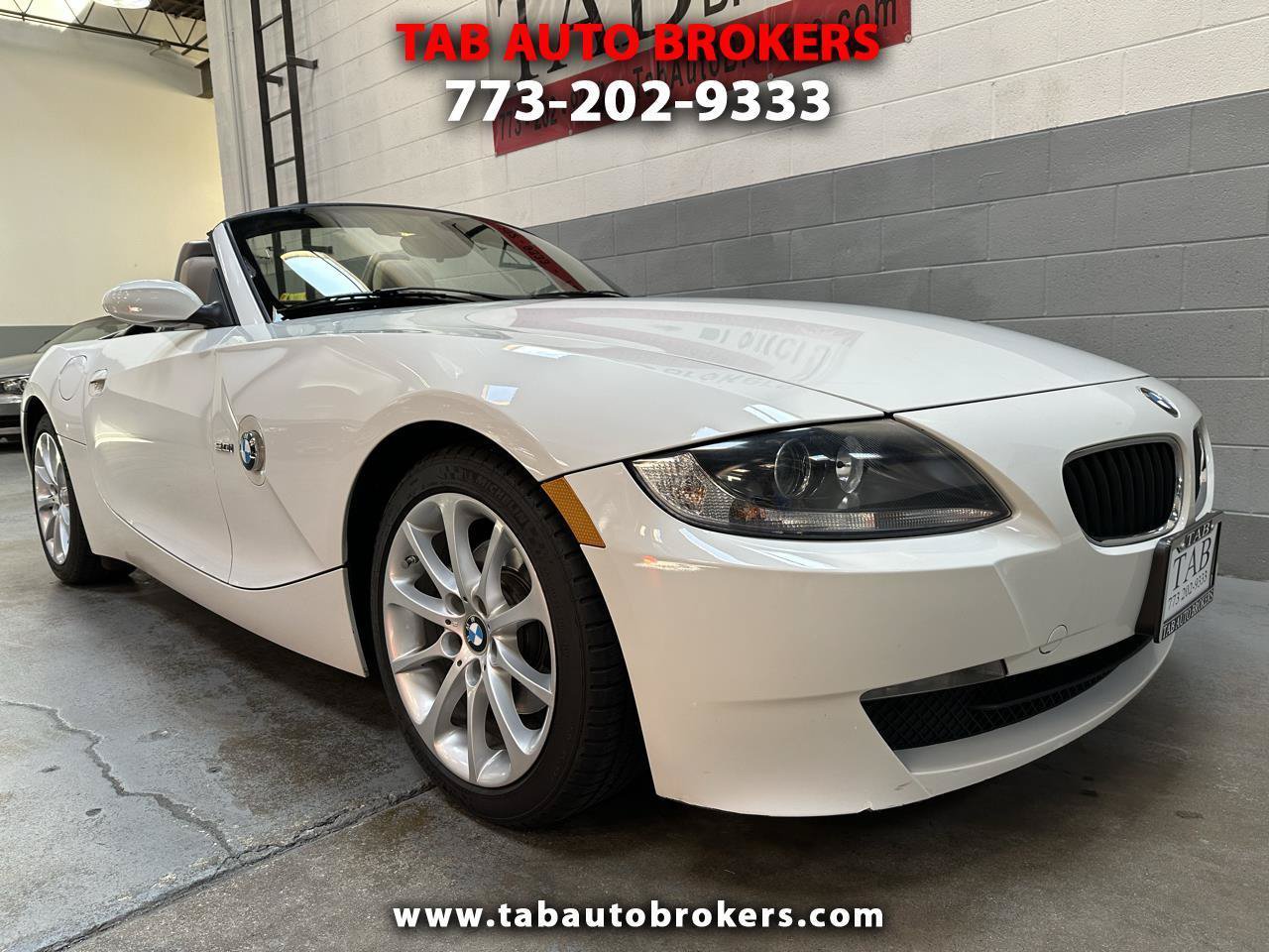 Used 2007 BMW Z4 3.0i RWD image 1