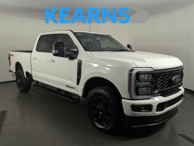 Used 2026 Ford F350 Lariat w/ Black Appearance Package AWD/4WD image 1