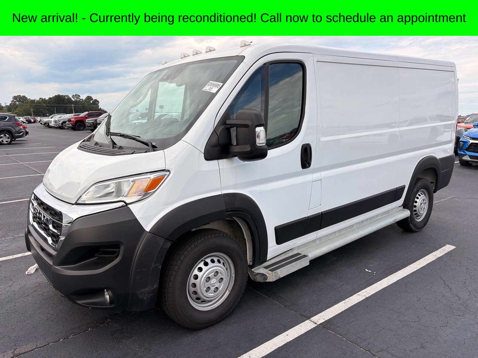 Used 2025 RAM ProMaster 2500 w/ U-Haul Equipment Group FWD image 7