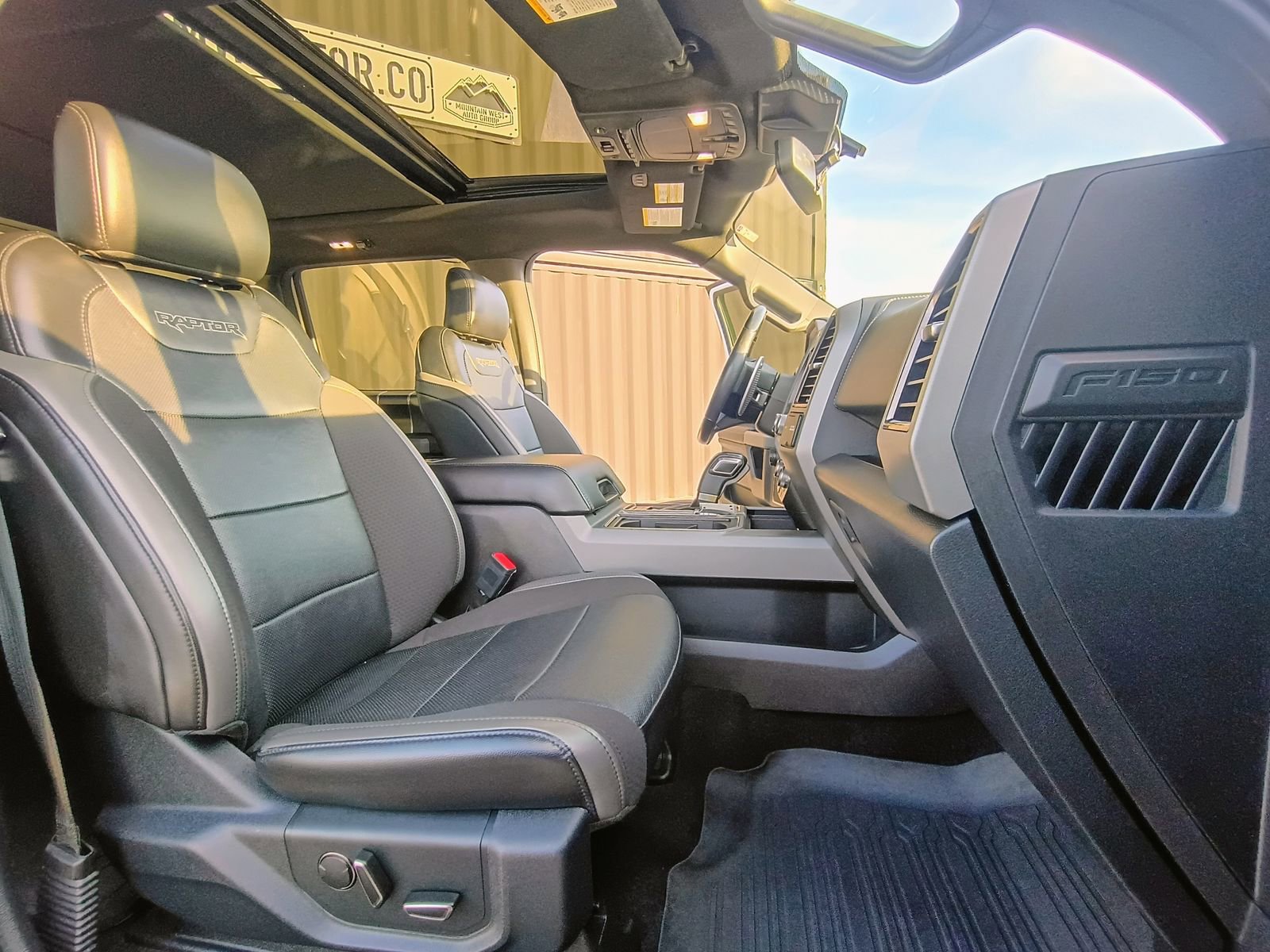 Used 2020 Ford F150 Raptor w/ Equipment Group 802A Luxury image 32