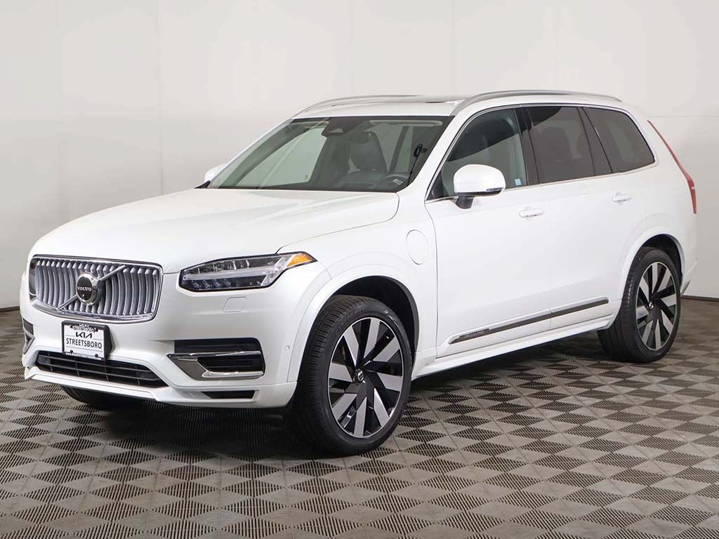 Used 2023 Volvo XC90 T8 Ultimate w/ Protection Package Premier AWD/4WD image 13