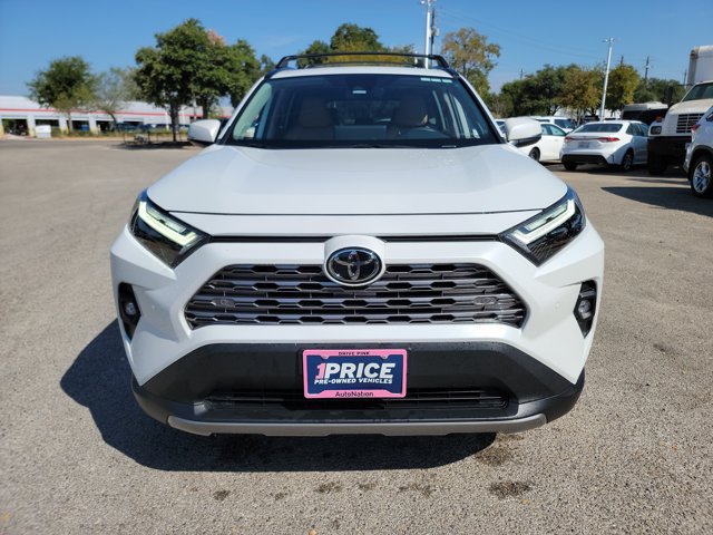 Used 2025 Toyota RAV4 Limited FWD image 2