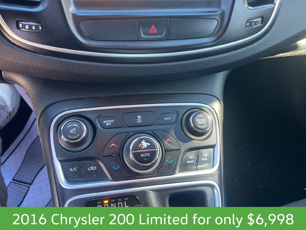 Used 2016 Chrysler 200 Limited w/ Convenience Group FWD image 26