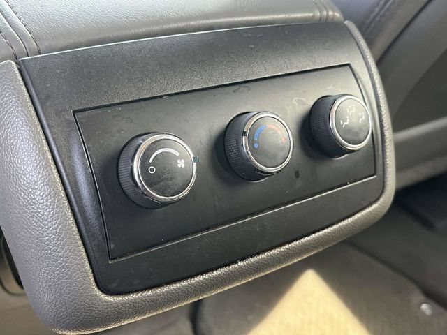 Used 2011 Chevrolet Traverse LS FWD image 20