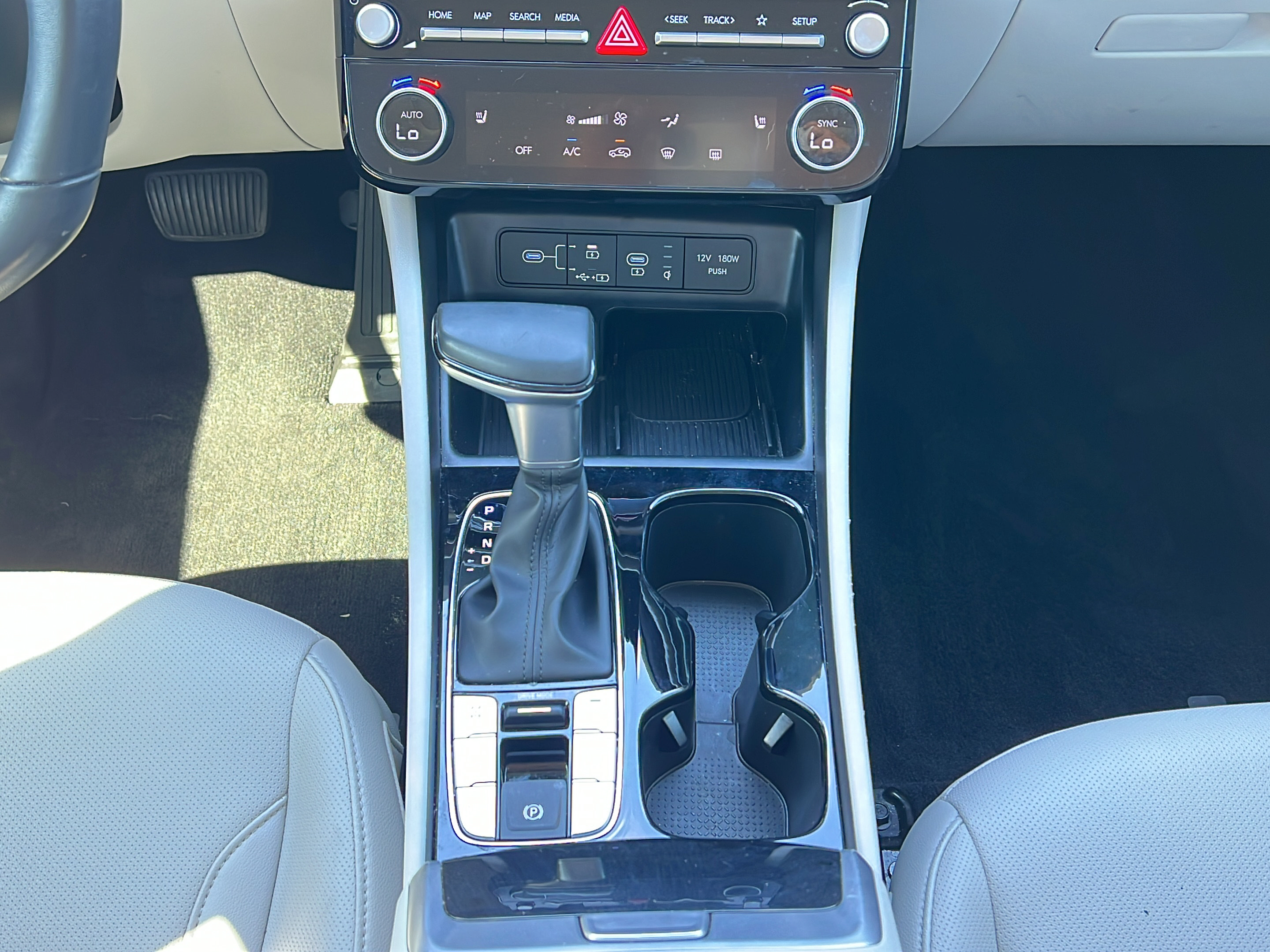 Certified 2025 Hyundai Tucson SEL AWD/4WD image 15