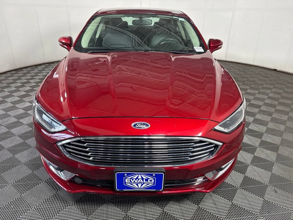 Used 2017 Ford Fusion SE w/ Fusion SE Technology Package AWD/4WD image 3