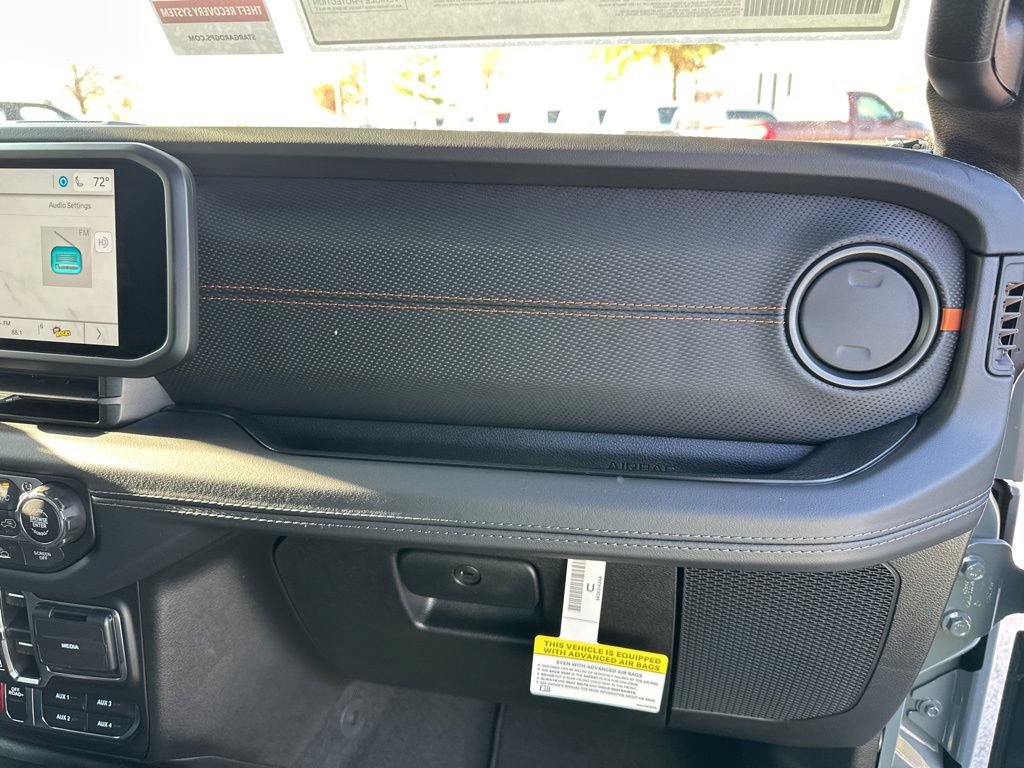 New 2026 Jeep Gladiator Mojave w/ Safety Group AWD/4WD image 58