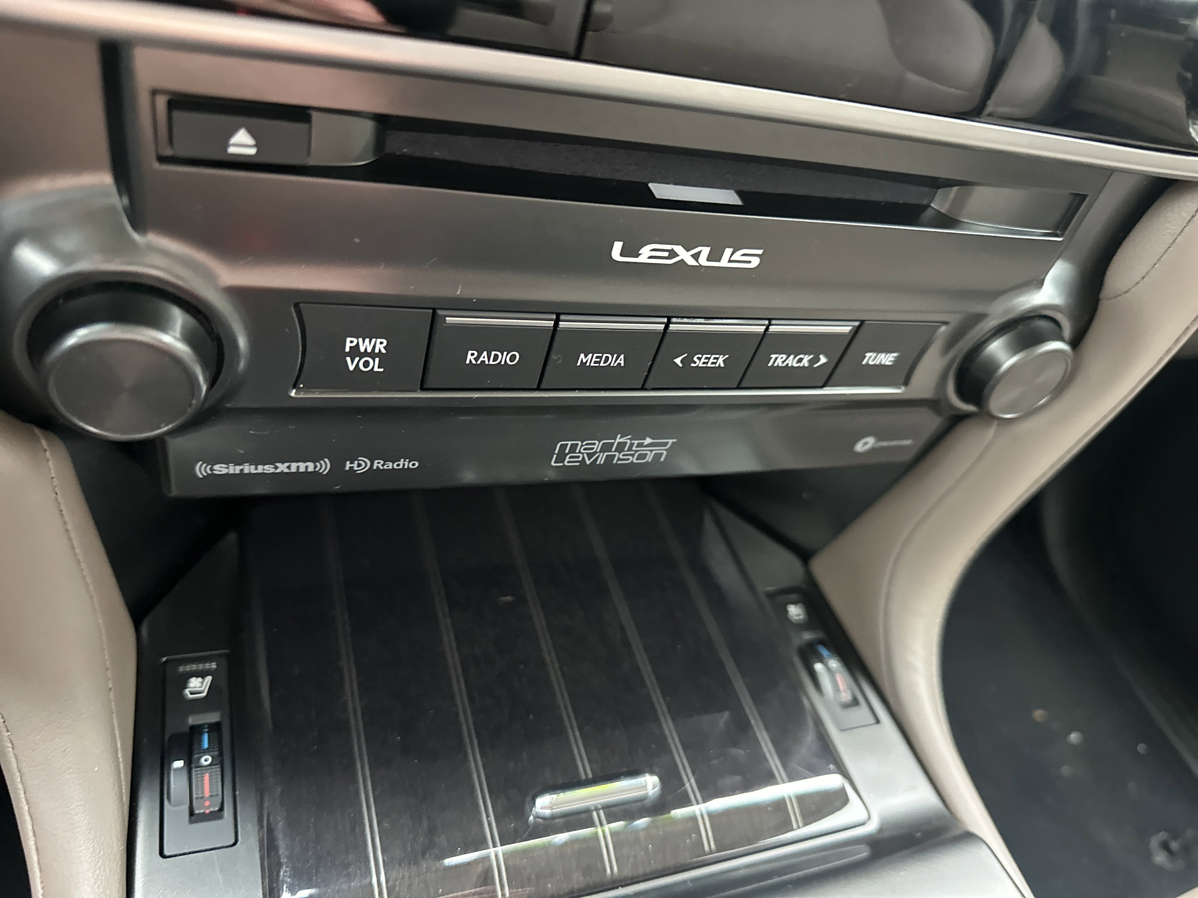 Used 2023 Lexus GX 460 Premium image 20