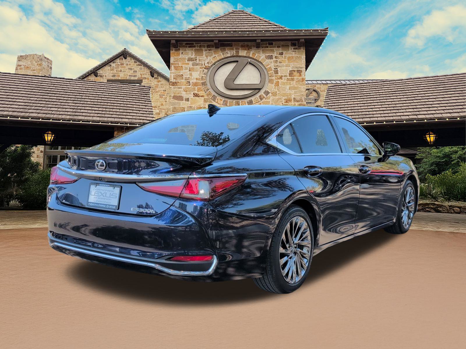 Certified 2024 Lexus ES 300h Ultra Luxury w/ Accessory Package (Z1) FWD video 2