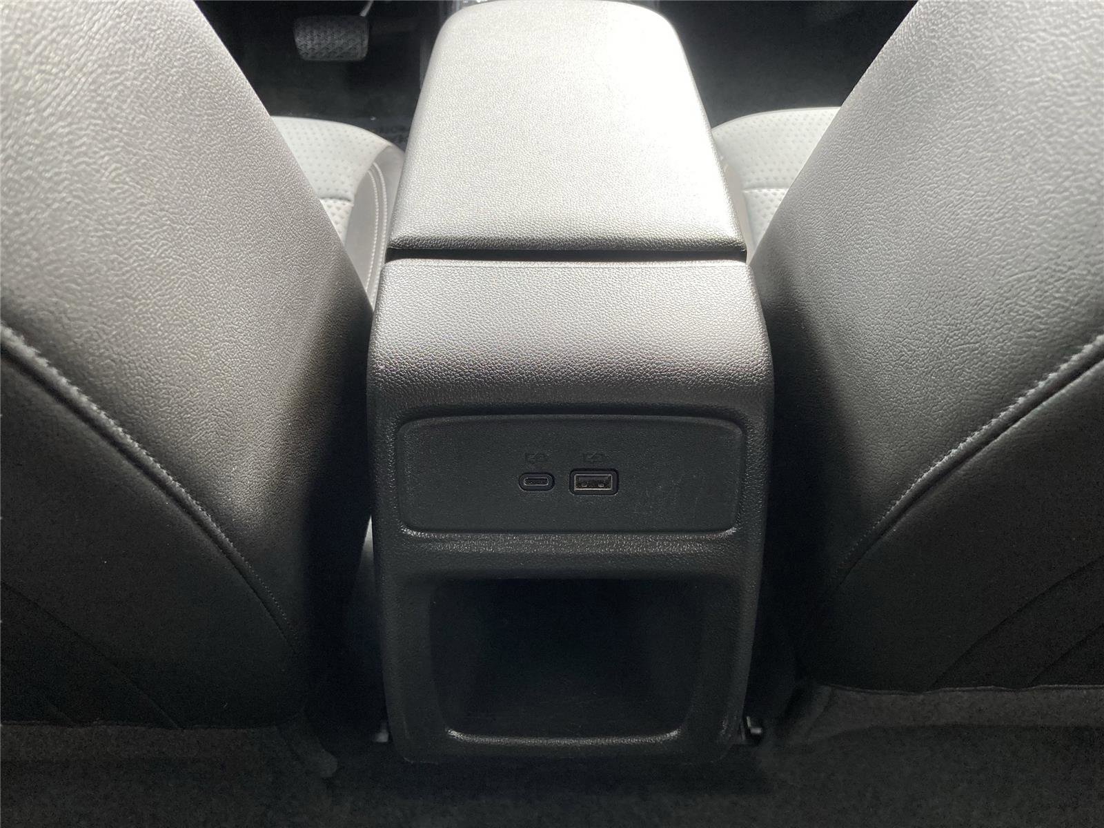 Used 2025 Chevrolet Trax LT w/ LT Convenience Package image 25