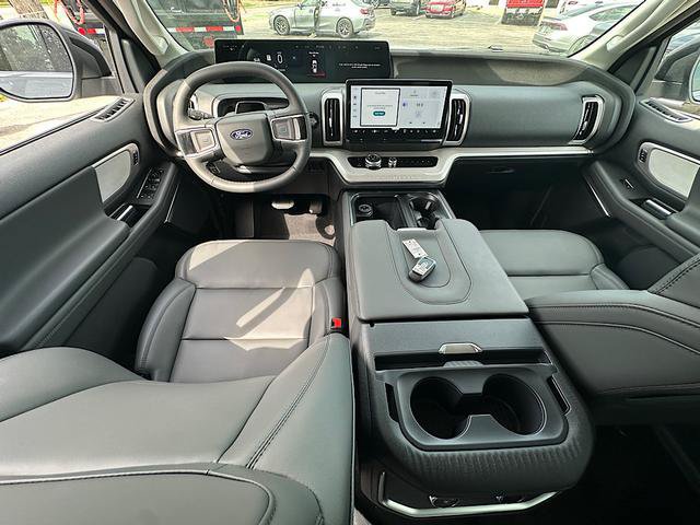 New 2027 Ford Expedition Max Active AWD/4WD image 16
