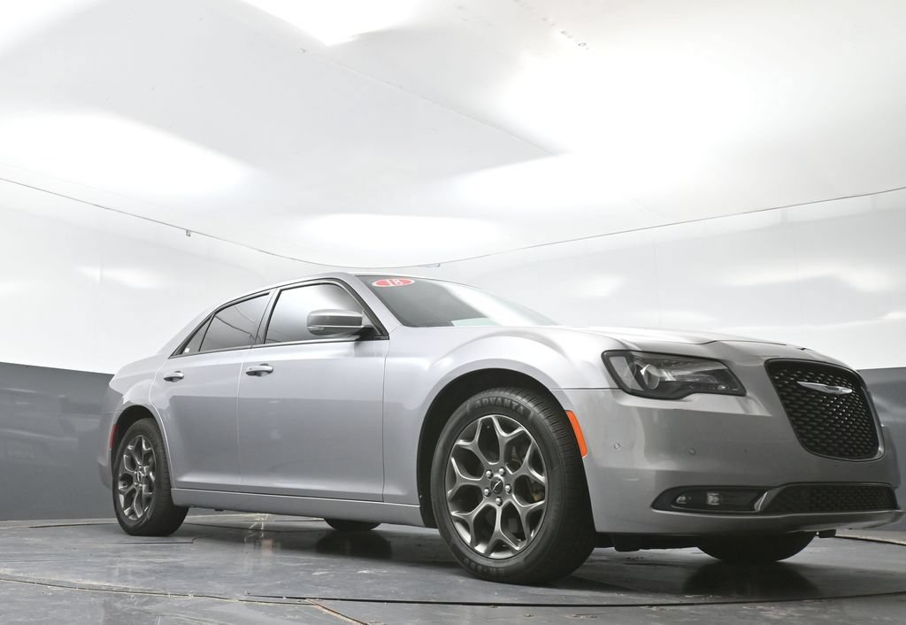 Used 2018 Chrysler 300 S w/ 300S Premium Group 2 AWD/4WD image 26