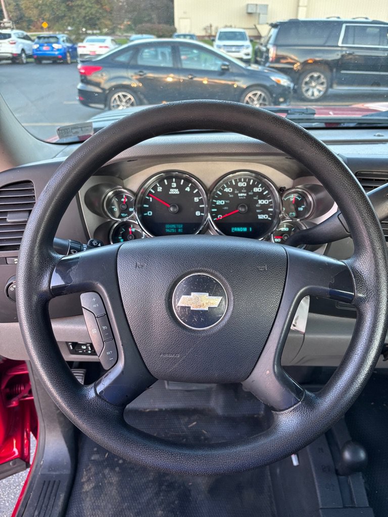 Used 2014 Chevrolet Silverado 2500 W/T w/ Snow Plow Prep Package AWD/4WD image 14