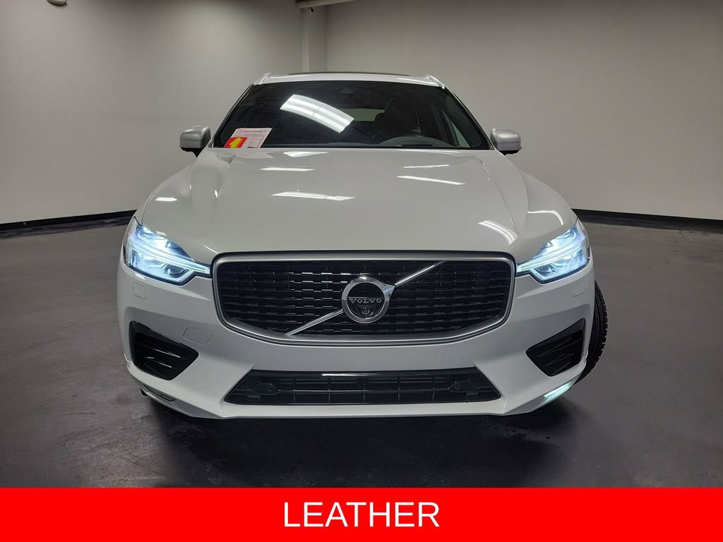 Used 2019 Volvo XC60 T5 R-Design image 2