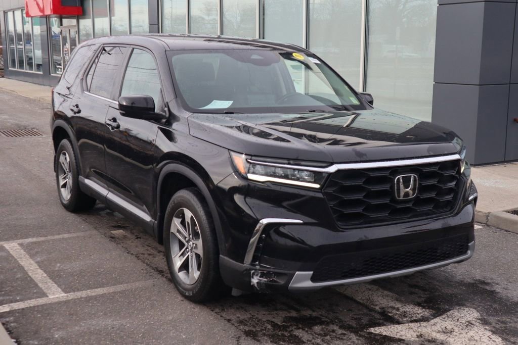 Used 2024 Honda Pilot EX-L image 2