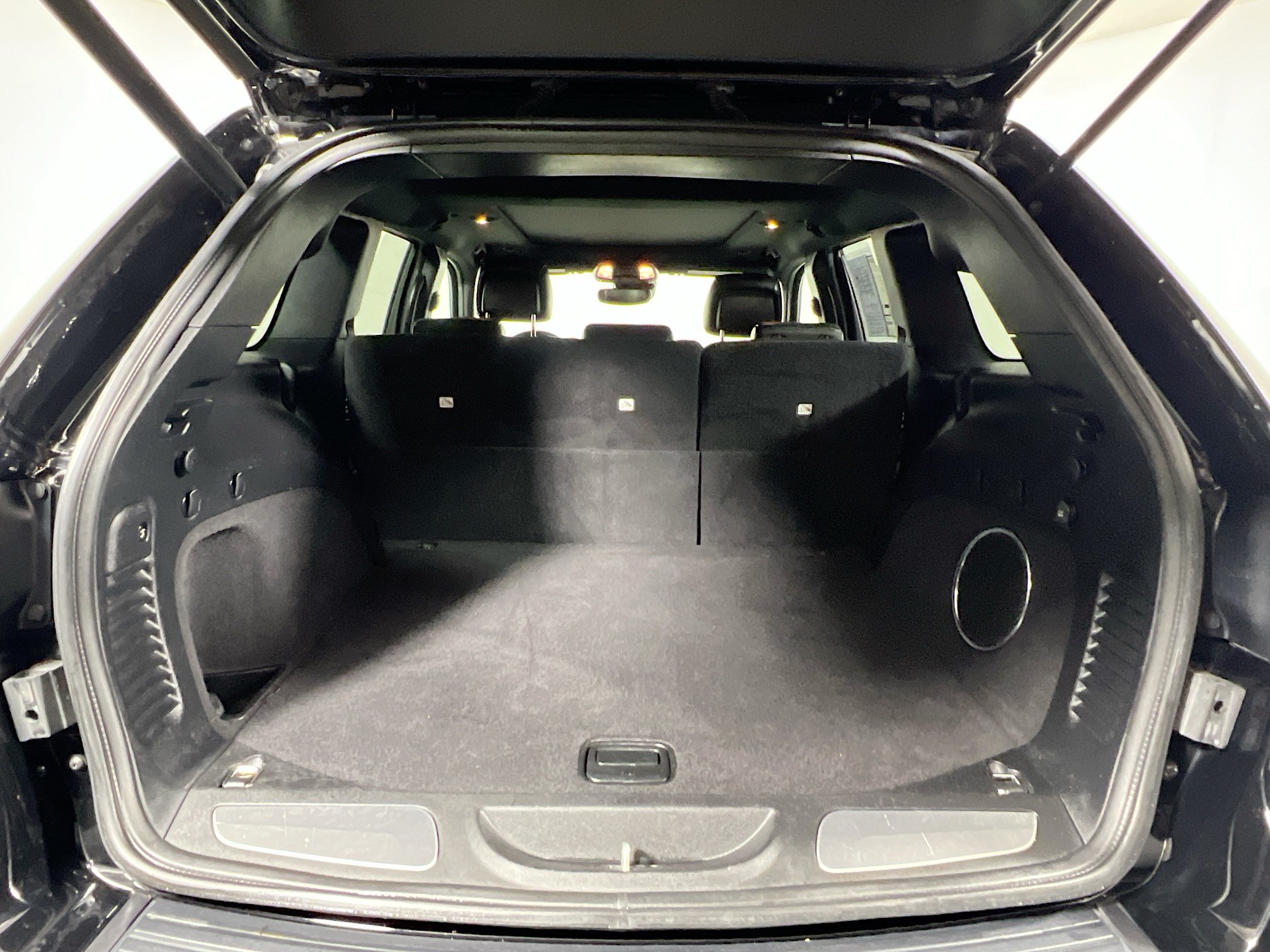 Used 2019 Jeep Grand Cherokee Limited X RWD image 33