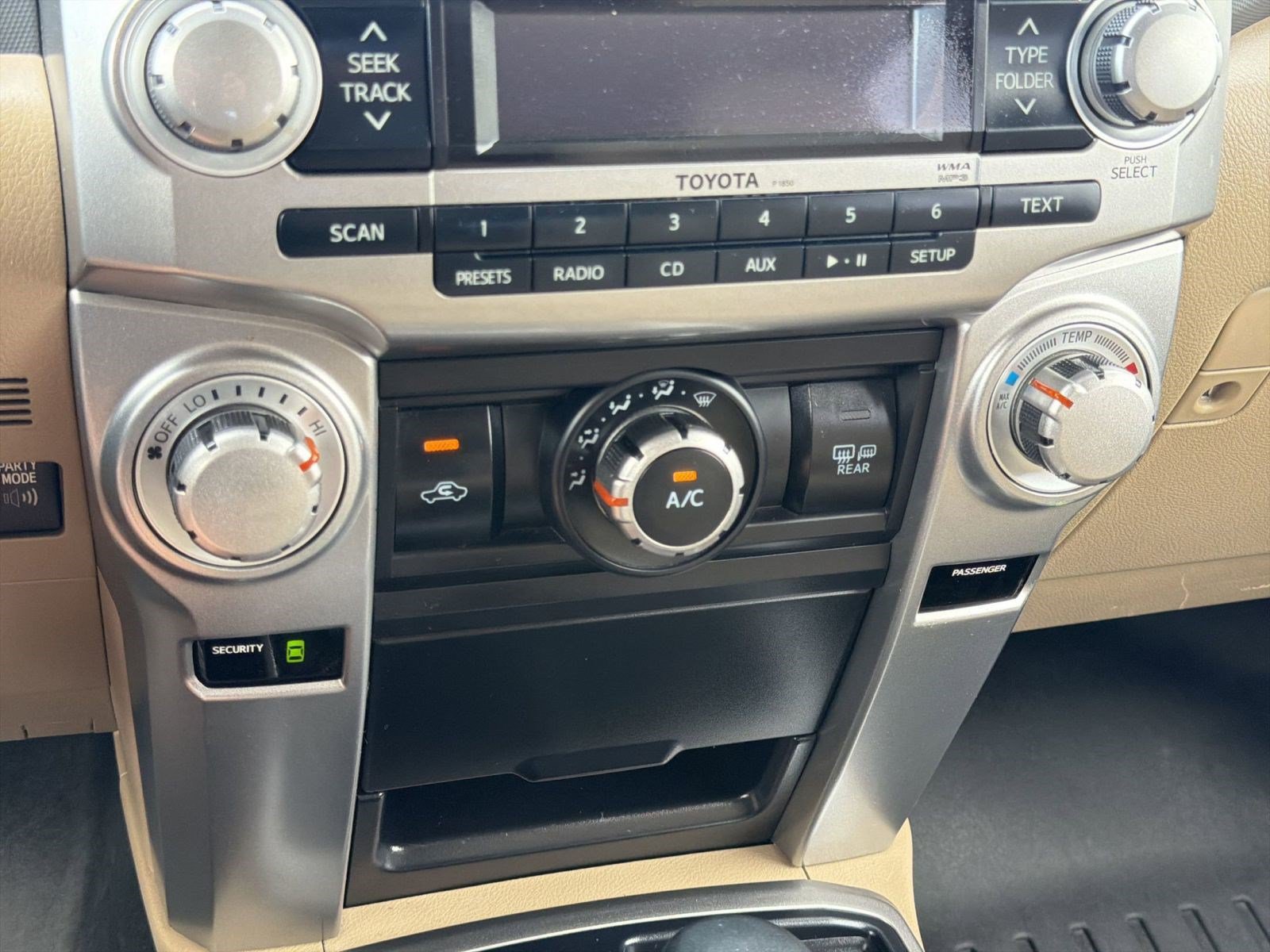Used 2013 Toyota 4Runner SR5 w/ Convenience Pkg RWD image 16