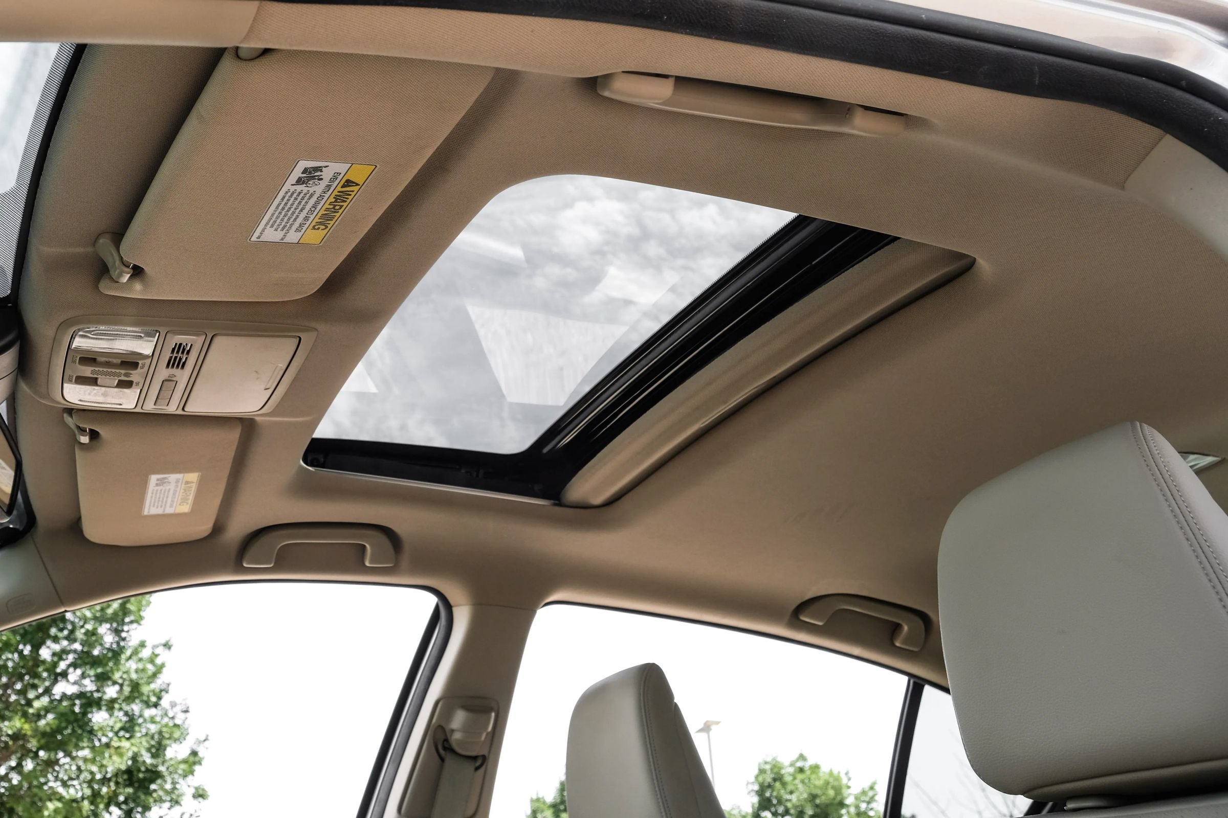Used 2015 Honda Accord EX-L image 5