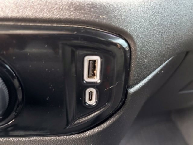Used 2024 Chevrolet Silverado 3500 LT AWD/4WD image 27