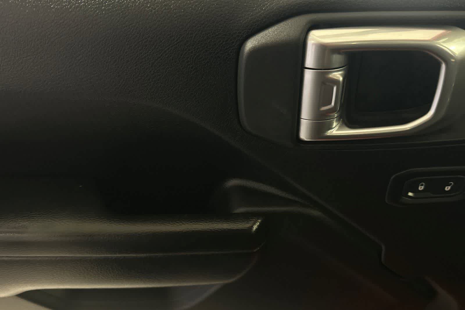 Used 2020 Jeep Wrangler Unlimited Sport AWD/4WD image 13