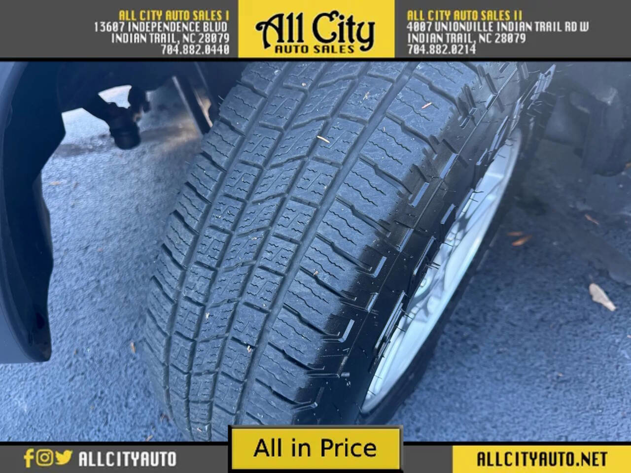 Used 2004 Jeep Grand Cherokee Laredo w/ Convenience Group image 29