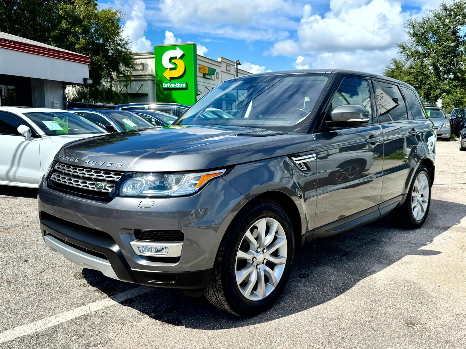 Used 2016 Land Rover Range Rover Sport HSE AWD/4WD image 1