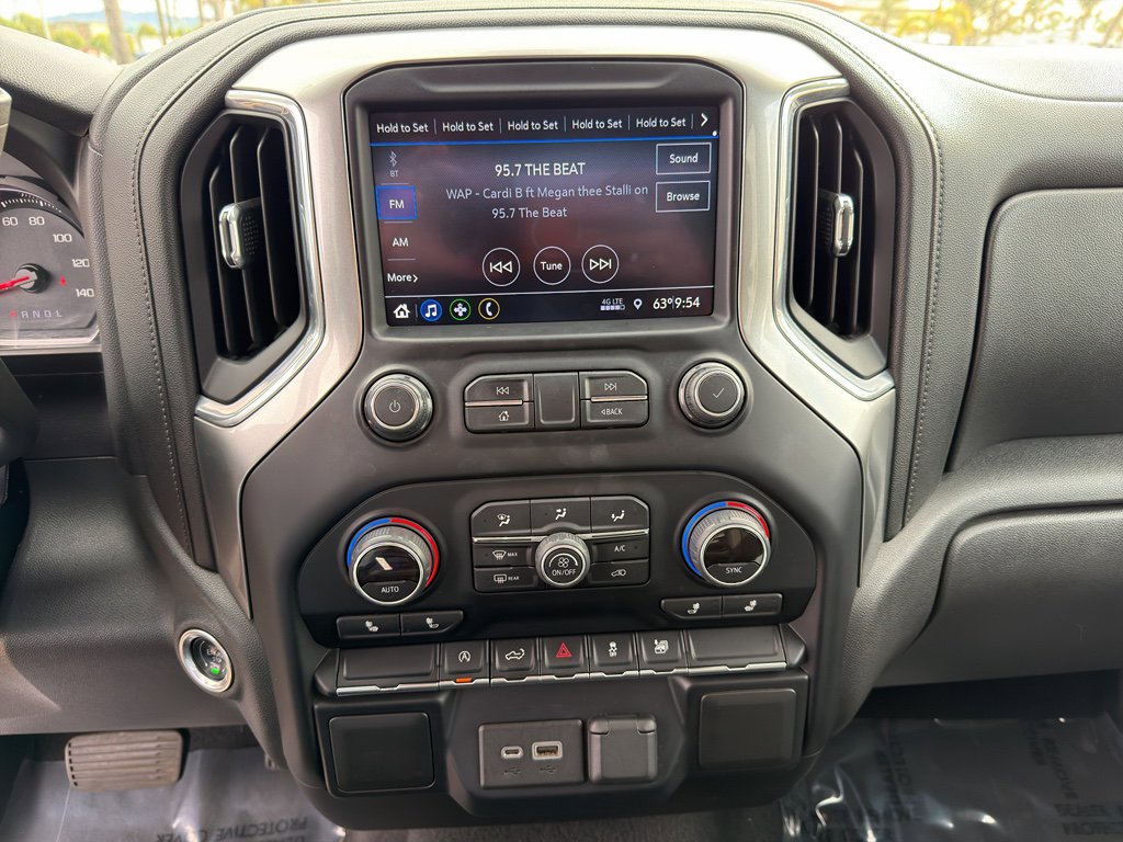 Used 2020 Chevrolet Silverado 1500 LT w/ Texas Edition image 21