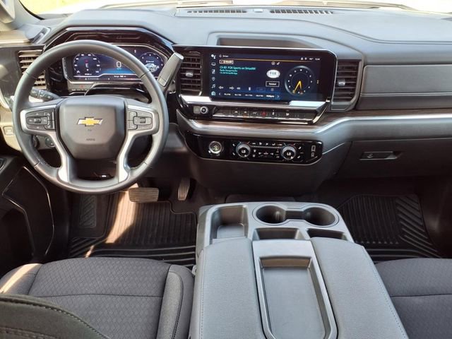 Used 2024 Chevrolet Silverado 1500 LT image 7