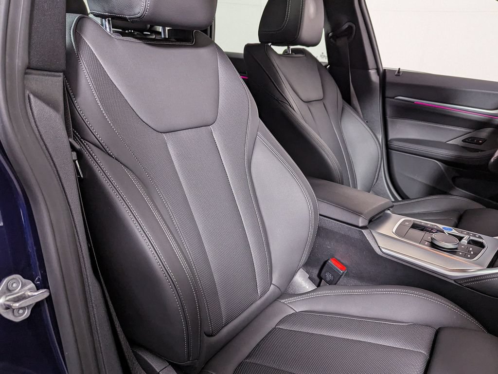 Certified 2024 BMW i4 eDrive35 w/ M Sport Package RWD image 31