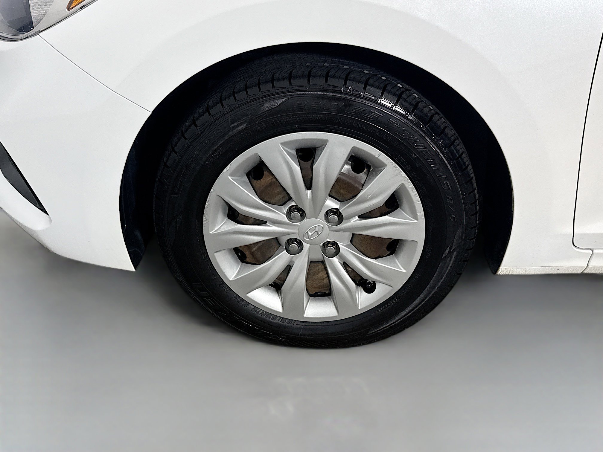 Used 2020 Hyundai Accent SE FWD image 37