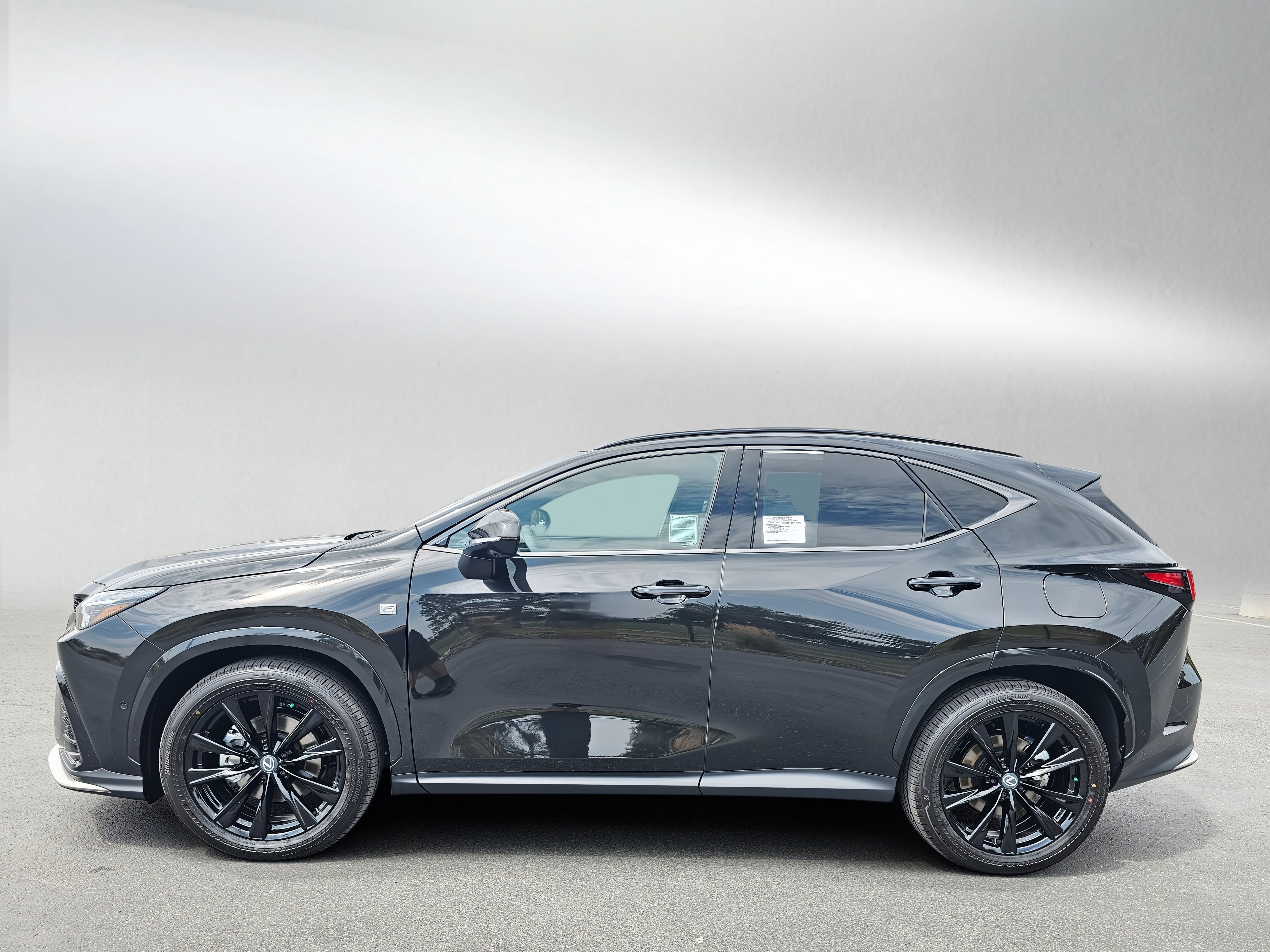 Used 2026 Lexus NX 350h F Sport AWD/4WD image 1
