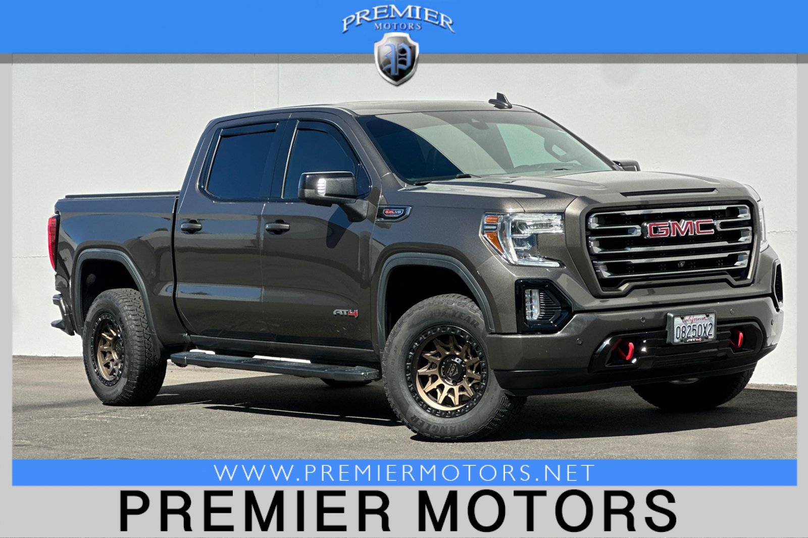 Used 2020 GMC Sierra 1500 AT4 w/ AT4 Premium Package AWD/4WD image 1