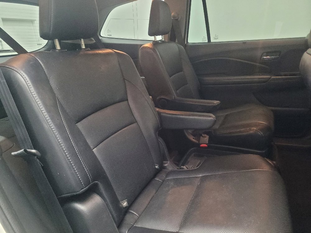 Used 2016 Honda Pilot Elite image 19