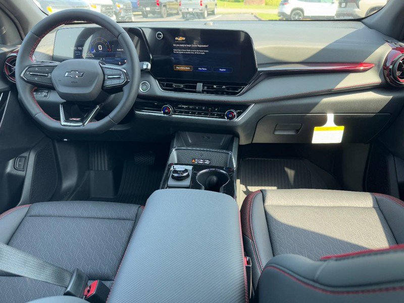 New 2027 Chevrolet Equinox RS w/ LPO, Floor Liner Package AWD/4WD image 7