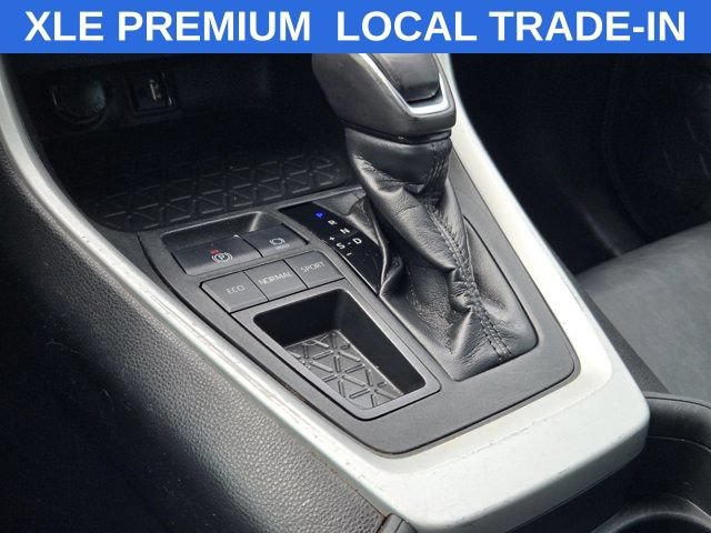 Used 2019 Toyota RAV4 XLE Premium FWD image 20