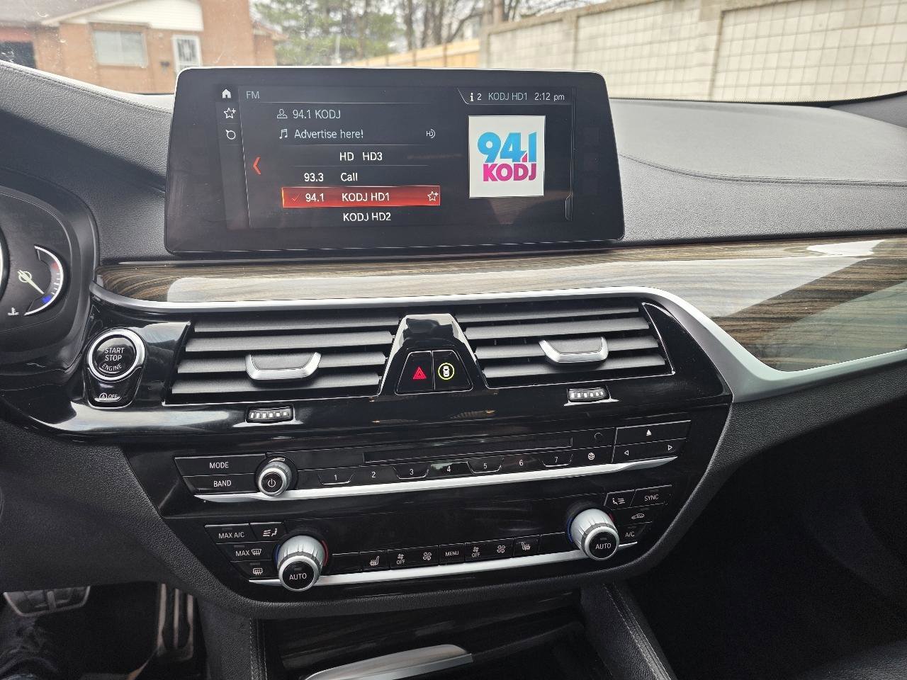 Used 2018 BMW M550i xDrive w/ Driving Assistance Package image 15