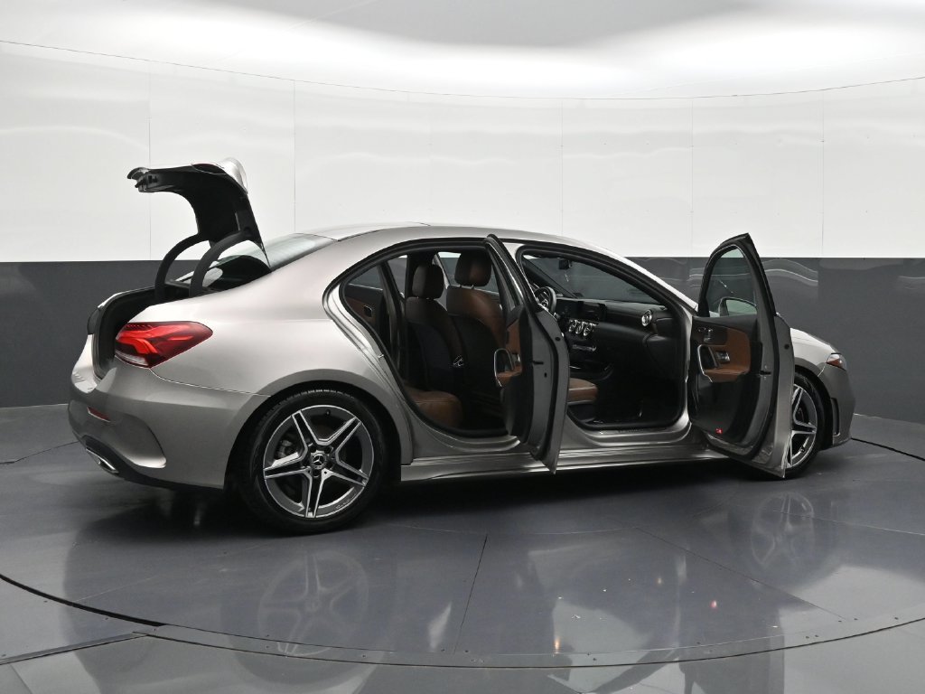 Used 2020 Mercedes-Benz A 220 4MATIC image 40