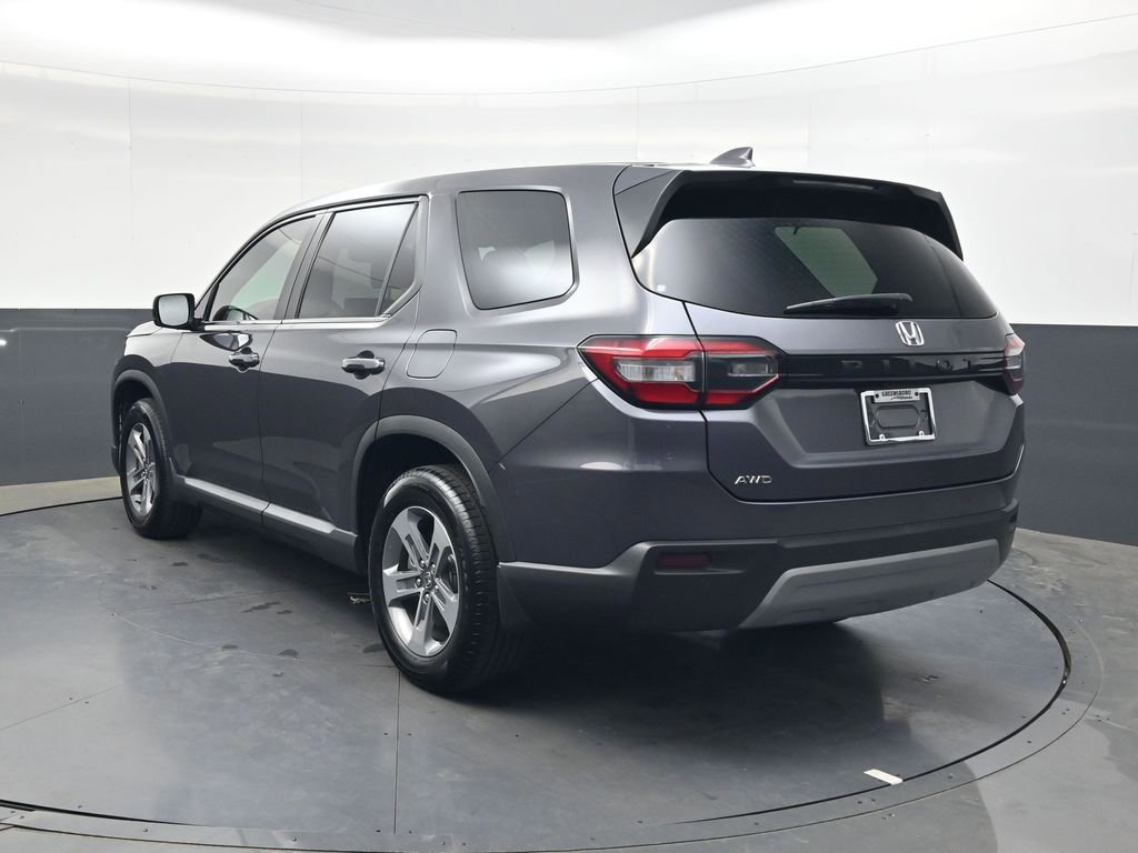 Certified 2025 Honda Pilot EX-L image 6