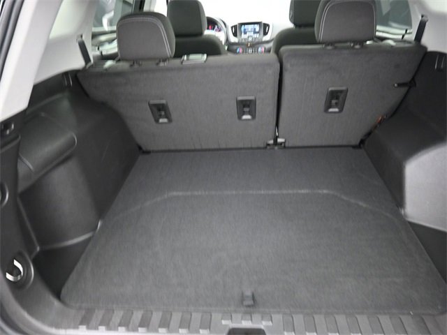 Used 2022 GMC Terrain SLE w/ Driver Convenience Package image 25