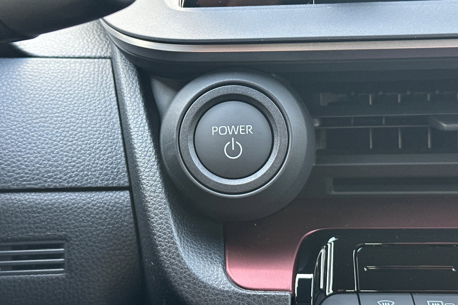 New 2026 Toyota Prius Plug-In Hybrid image 19