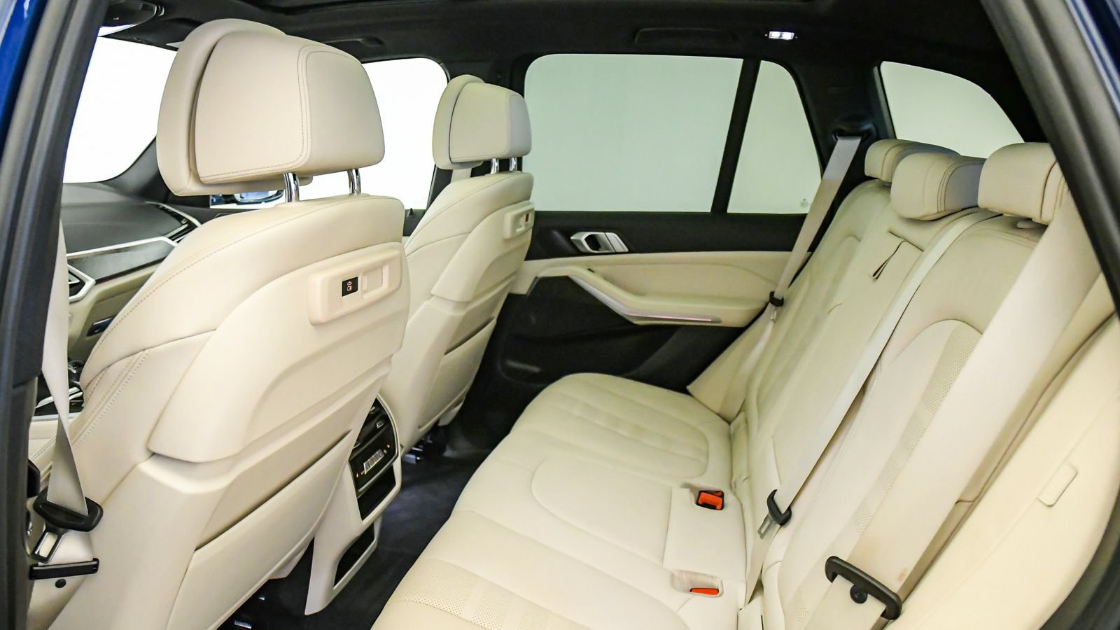 Certified 2022 BMW X5 sDrive40i w/ Luxury Seating Package RWD image 19