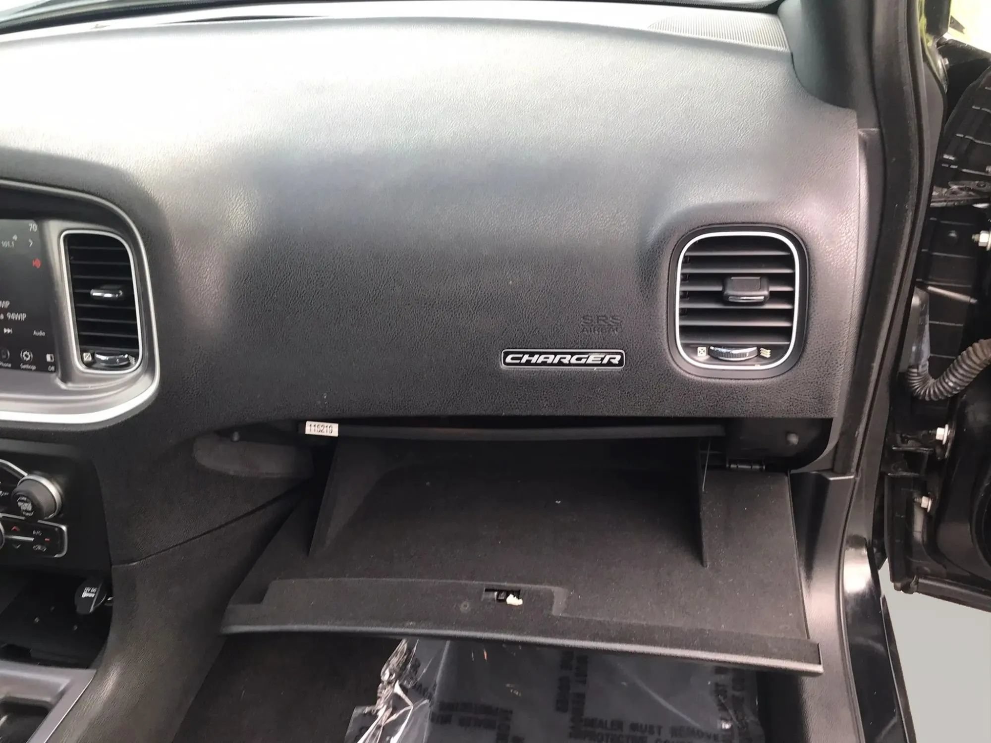 Used 2019 Dodge Charger SXT AWD/4WD image 44