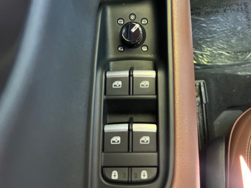 Used 2019 Audi Q8 Premium Plus w/ Premium Plus AWD/4WD image 11