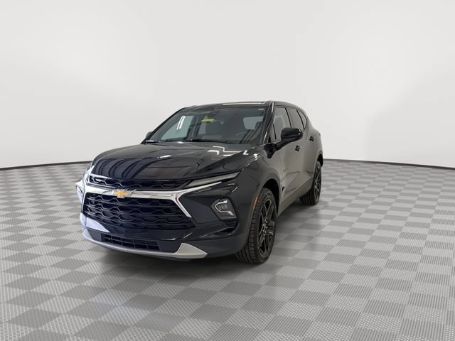 Certified 2023 Chevrolet Blazer LT w/ Driver Confidence Package FWD image 5